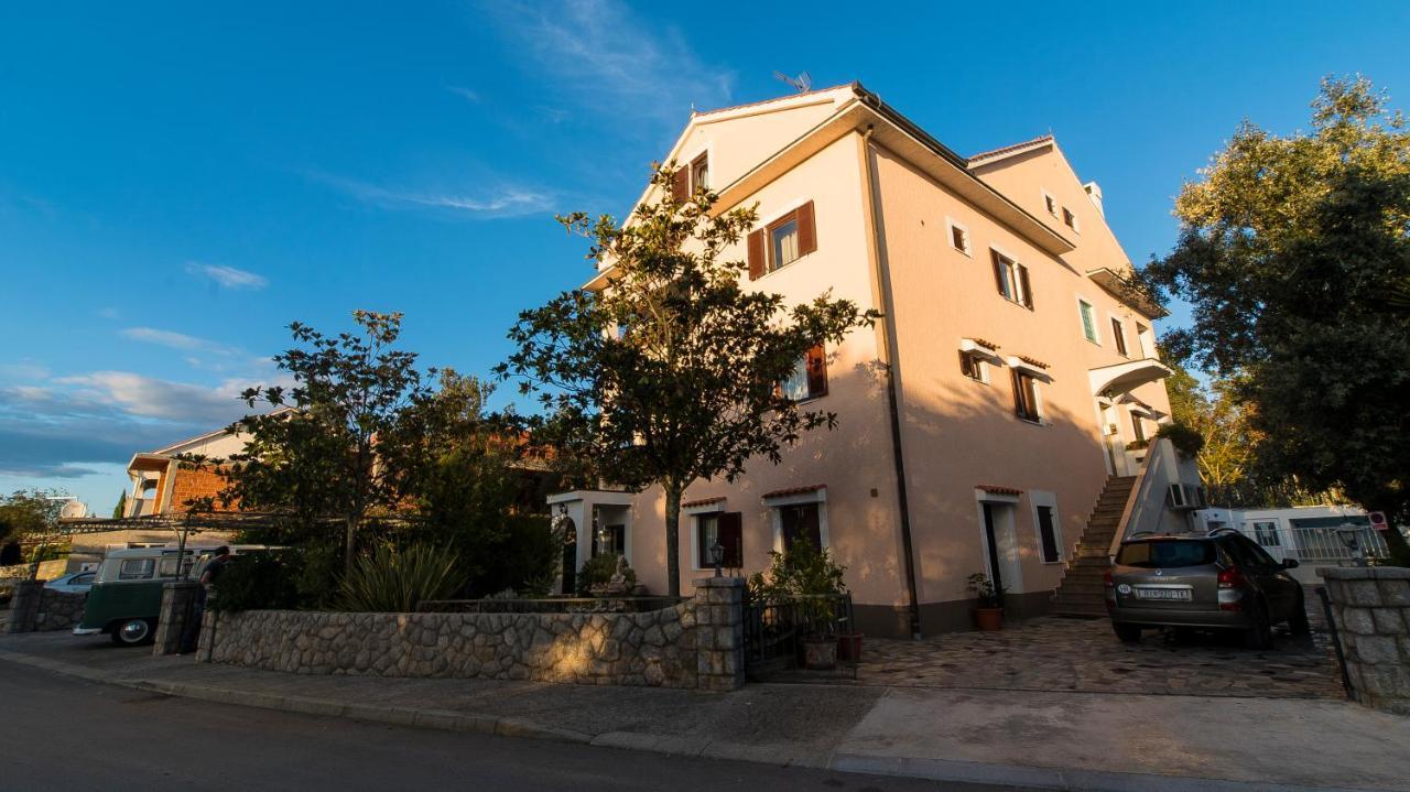 Guest House Lavanda 4 Njivice Exterior foto